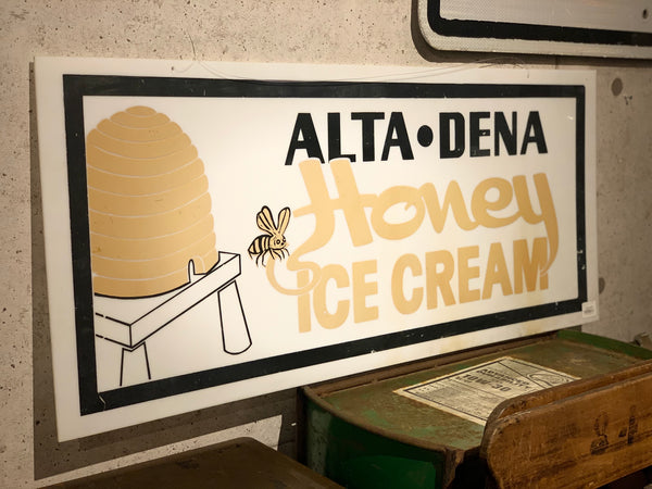 品番6433　Alta Dena / Honey ICE CREAM　Signboard　アルタディーナ　看板　ヴィンテージ　千葉店